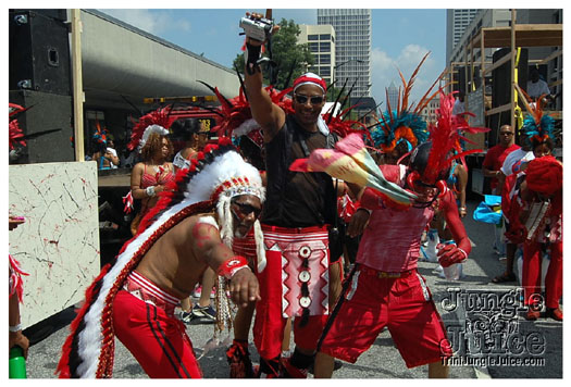 atl_carnival_parade_2011_part2-056