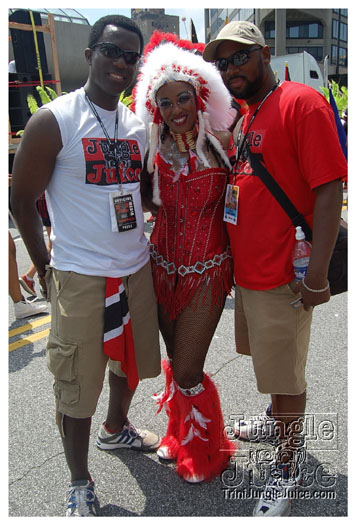 atl_carnival_parade_2011_part2-059