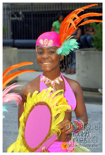 atl_carnival_parade_2011_part2-071