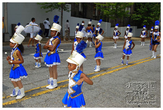 atl_carnival_parade_2011_part2-083