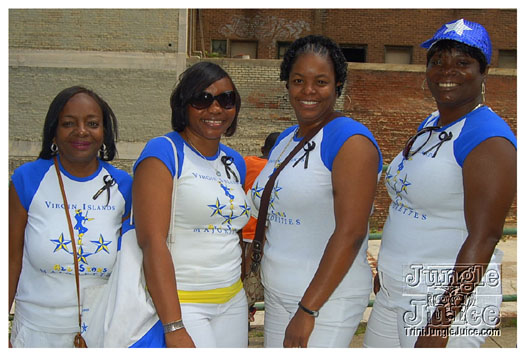 atl_carnival_parade_2011_part2-094