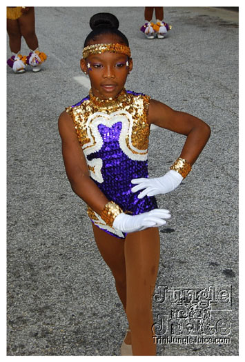 atl_carnival_parade_2011_part2-097