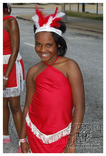 atl_carnival_parade_2011_part2-106