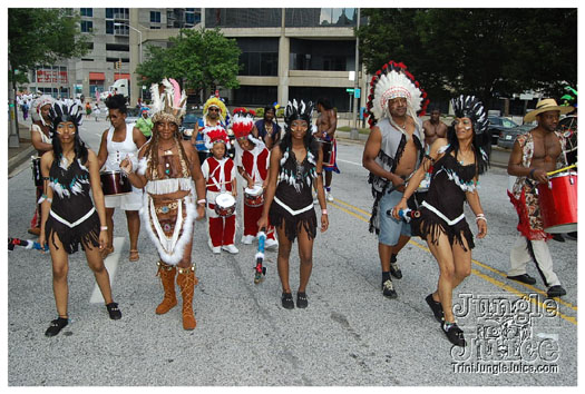 atl_carnival_parade_2011_part2-112