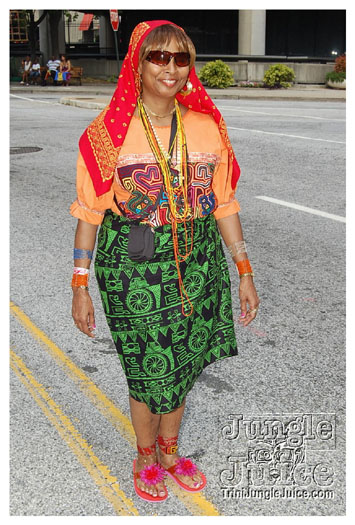 atl_carnival_parade_2011_part2-118