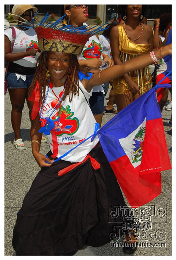 atl_carnival_parade_2011_part2-134