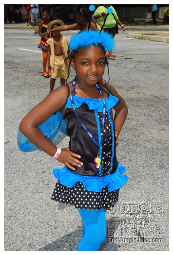 atl_carnival_parade_2011_part2-136
