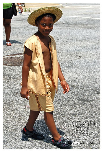 atl_carnival_parade_2011_part2-138