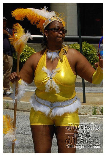 atl_carnival_parade_2011_part2-142