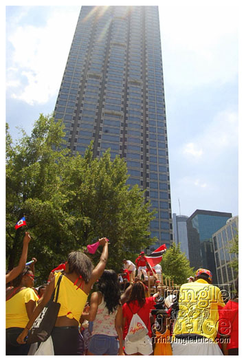 atl_carnival_parade_2011_part2-154