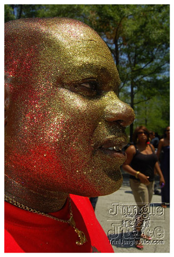 atl_carnival_parade_2011_part2-155