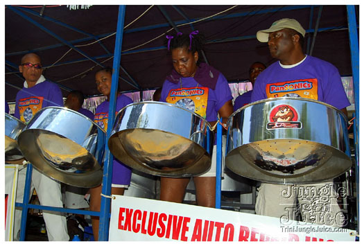 atl_carnival_parade_2011_part2-166