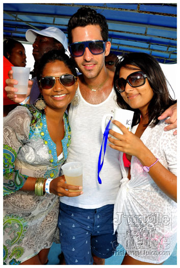 booze_cruise_mv_2011_pt2-002