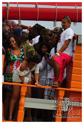 booze_cruise_mv_2011_pt2-030