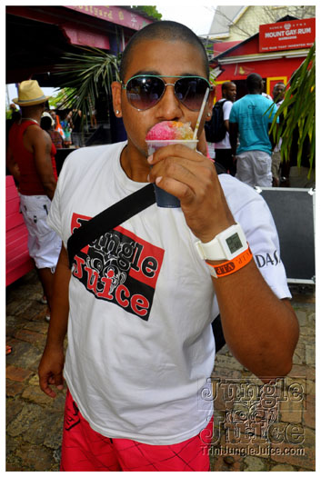 booze_cruise_jr_2011-010