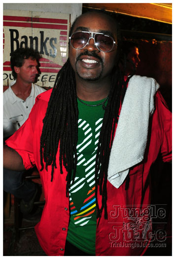 harbour_lights_wednesday_2011-003