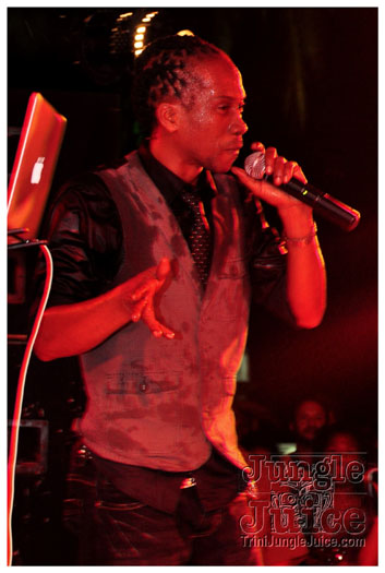 harbour_lights_wednesday_2011-007