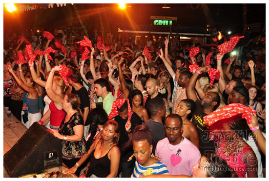 harbour_lights_wednesday_2011-009