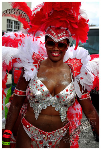 kadooment_day_2011_pt1-014