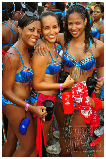 kadooment_day_2011_pt1-040