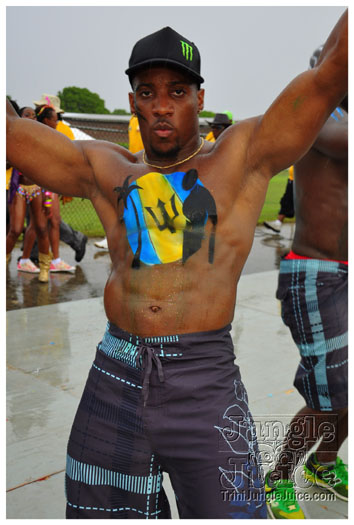 kadooment_day_2011_pt1-048