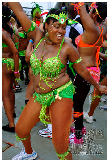 kadooment_day_2011_pt1-060