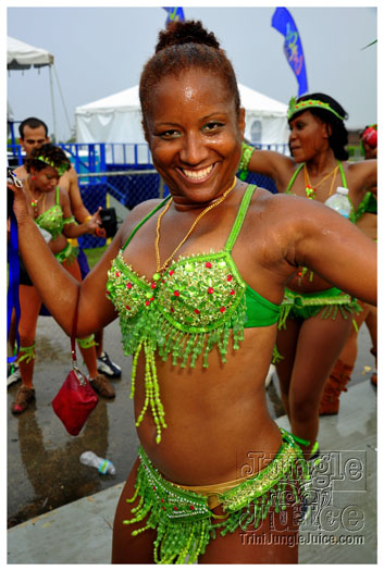 kadooment_day_2011_pt1-064