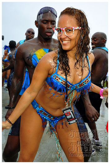 kadooment_day_2011_pt1-073
