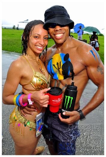 kadooment_day_2011_pt1-078