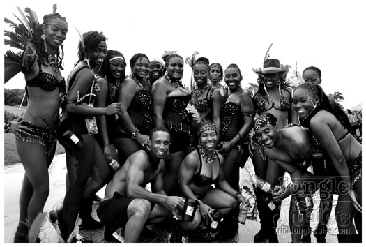 kadooment_day_2011_pt1-081