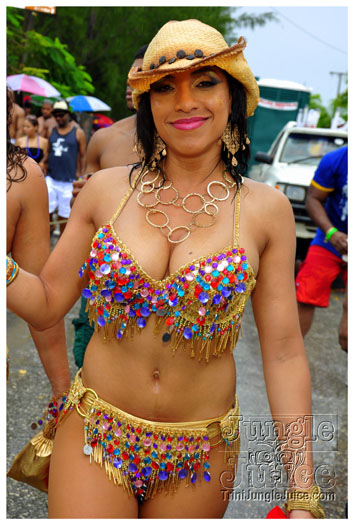 kadooment_day_2011_pt1-085