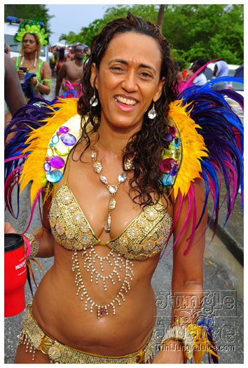 kadooment_day_2011_pt1-090