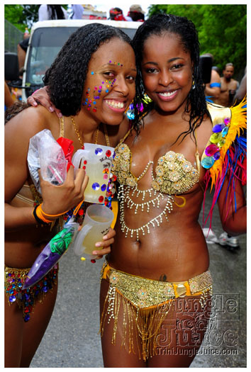 kadooment_day_2011_pt1-098