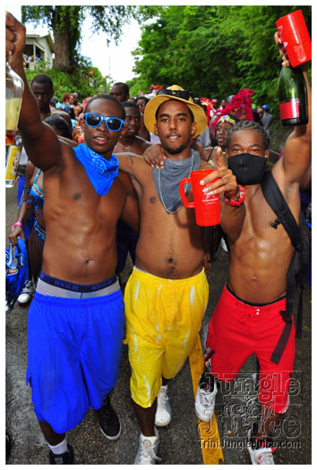 kadooment_day_2011_pt1-108