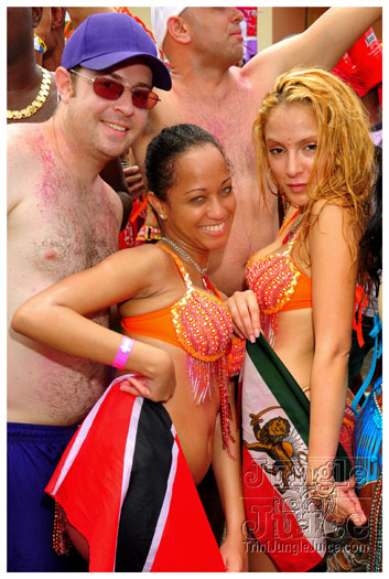 kadooment_day_2011_pt1-118