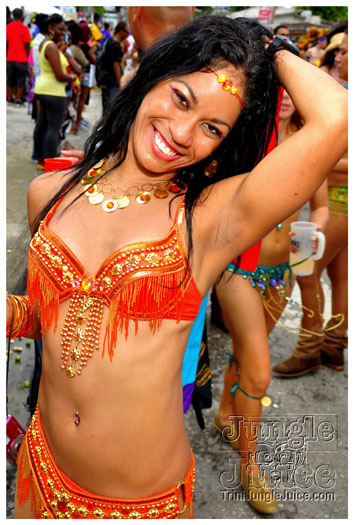 kadooment_day_2011_pt2-004