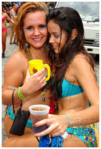 kadooment_day_2011_pt2-008