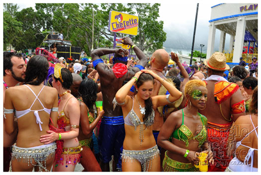 kadooment_day_2011_pt2-026