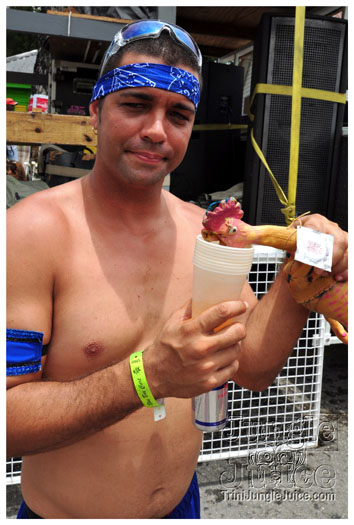 kadooment_day_2011_pt2-040