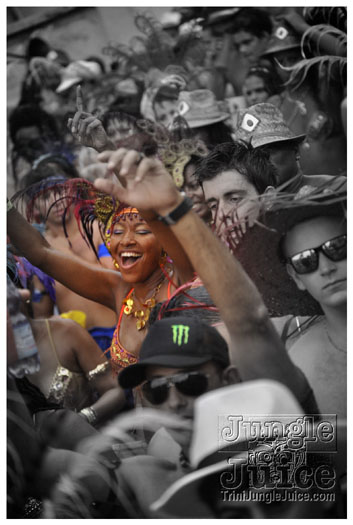 kadooment_day_2011_pt3-008