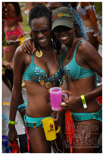 kadooment_day_2011_pt3-020