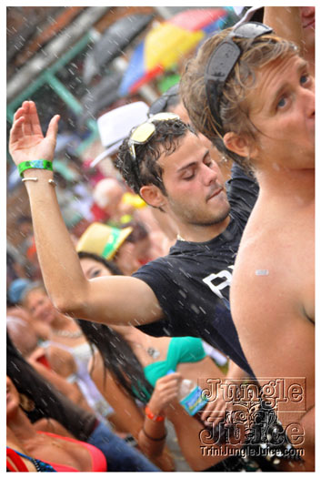 kadooment_day_2011_pt3-033