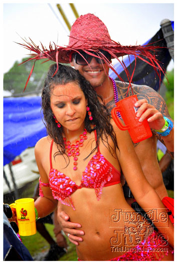 kadooment_day_2011_pt3-034