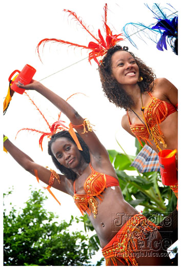 kadooment_day_2011_pt3-044