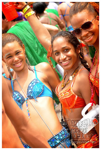 kadooment_day_2011_pt3-056