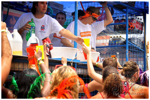 kadooment_day_2011_pt3-058