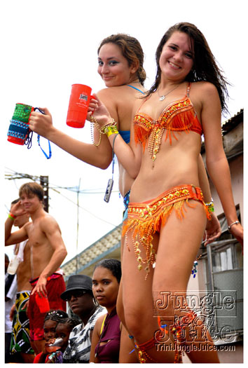 kadooment_day_2011_pt3-063