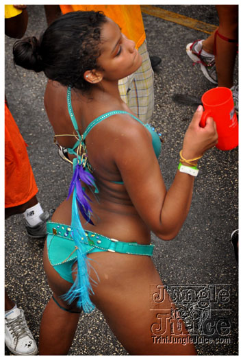 kadooment_day_2011_pt3-074