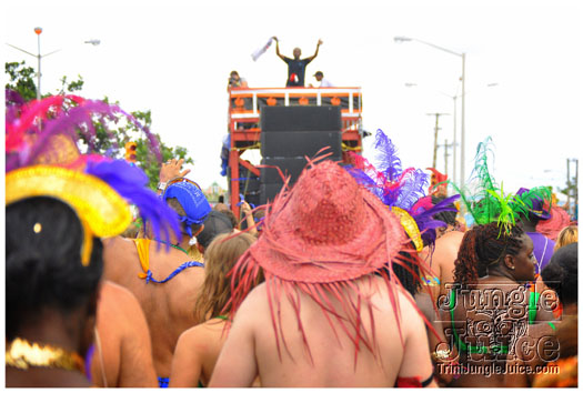 kadooment_day_2011_pt3-084