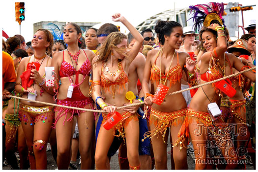 kadooment_day_2011_pt3-091